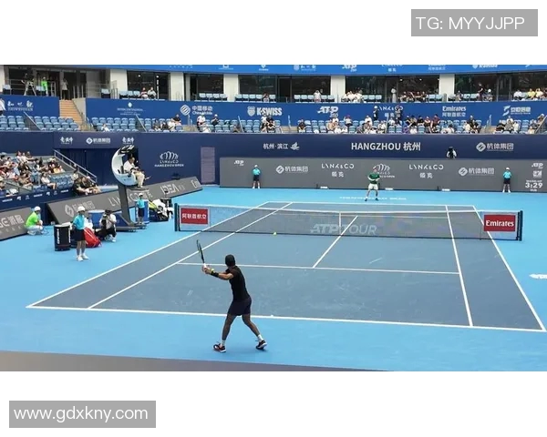 杭州网球队在杯赛中的耐力表现分析与精彩瞬间回顾