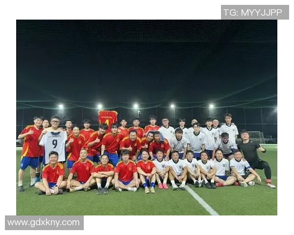 杭州足球队战术变革引发热议球迷期待新风格带来胜利之路