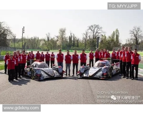 深圳足球队在耐力排行榜中荣登第二名展现出强大实力与潜力